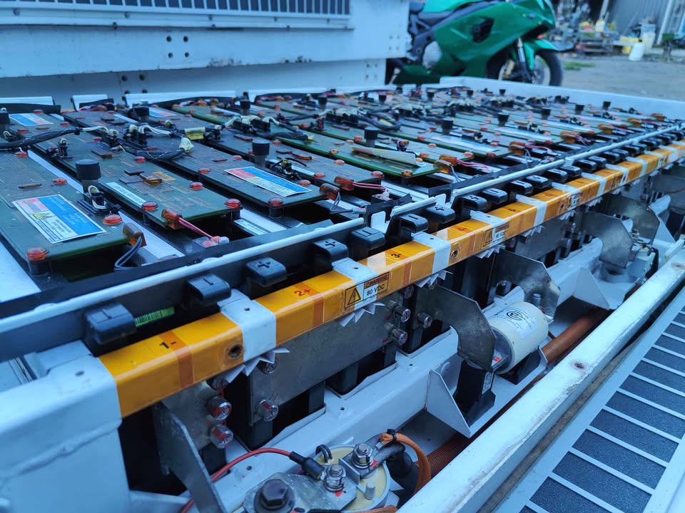 Battery pack interior, as pulled